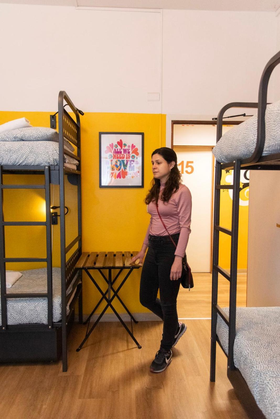 Sunflower Beach Backpacker Hostel & Bar Rimini Luaran gambar