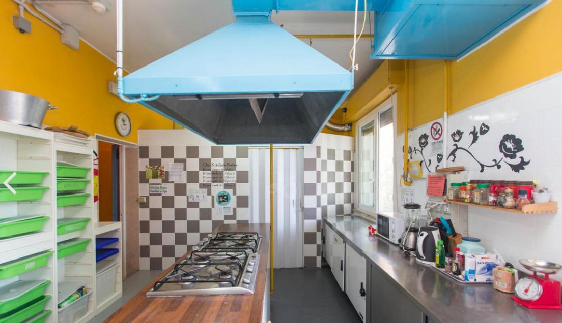 Sunflower Beach Backpacker Hostel & Bar Rimini Luaran gambar